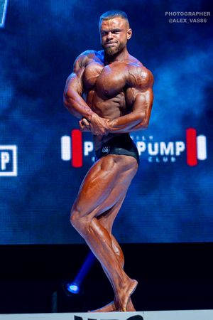 CLASSIC PHYSIQUE +178